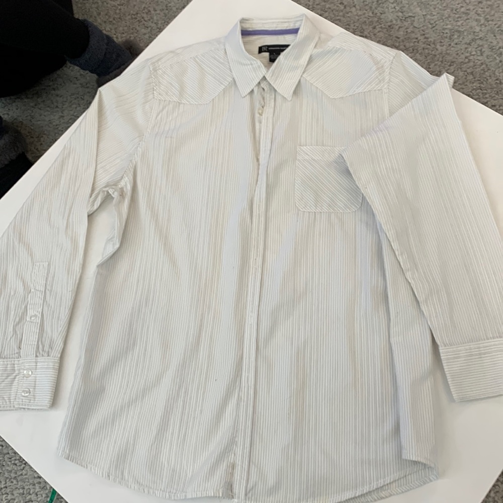 Men’s striped shirt button down size L